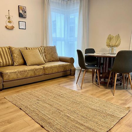 Oldtown Retro Apartment By Marina With Balcony For 6 People กดัญสก์ ภายนอก รูปภาพ