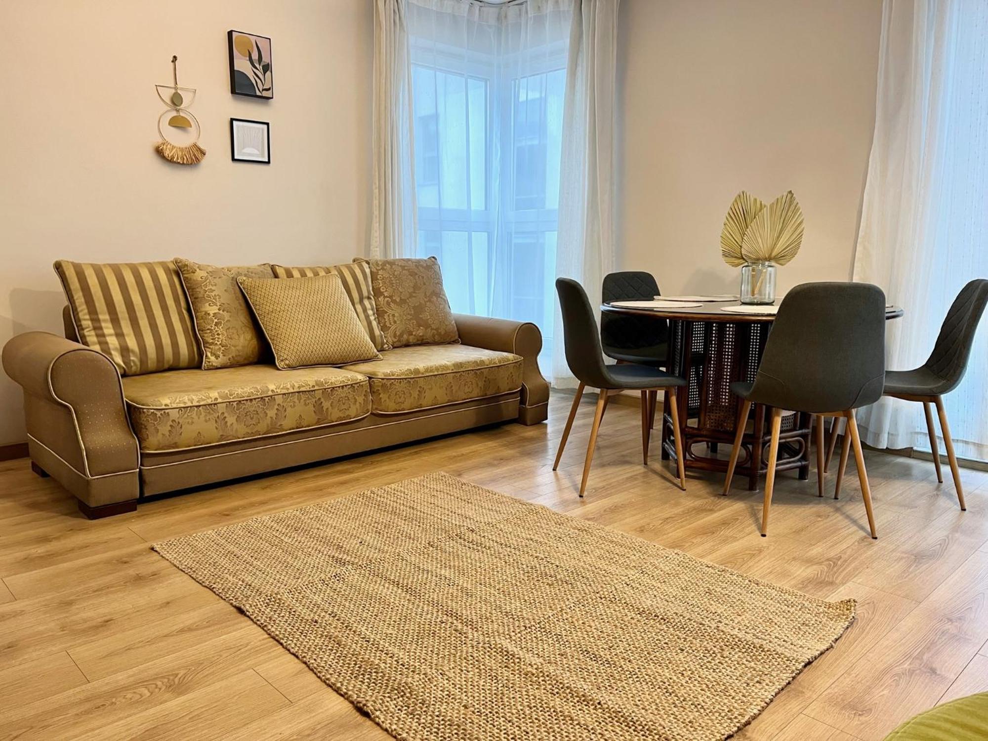 Oldtown Retro Apartment By Marina With Balcony For 6 People กดัญสก์ ภายนอก รูปภาพ