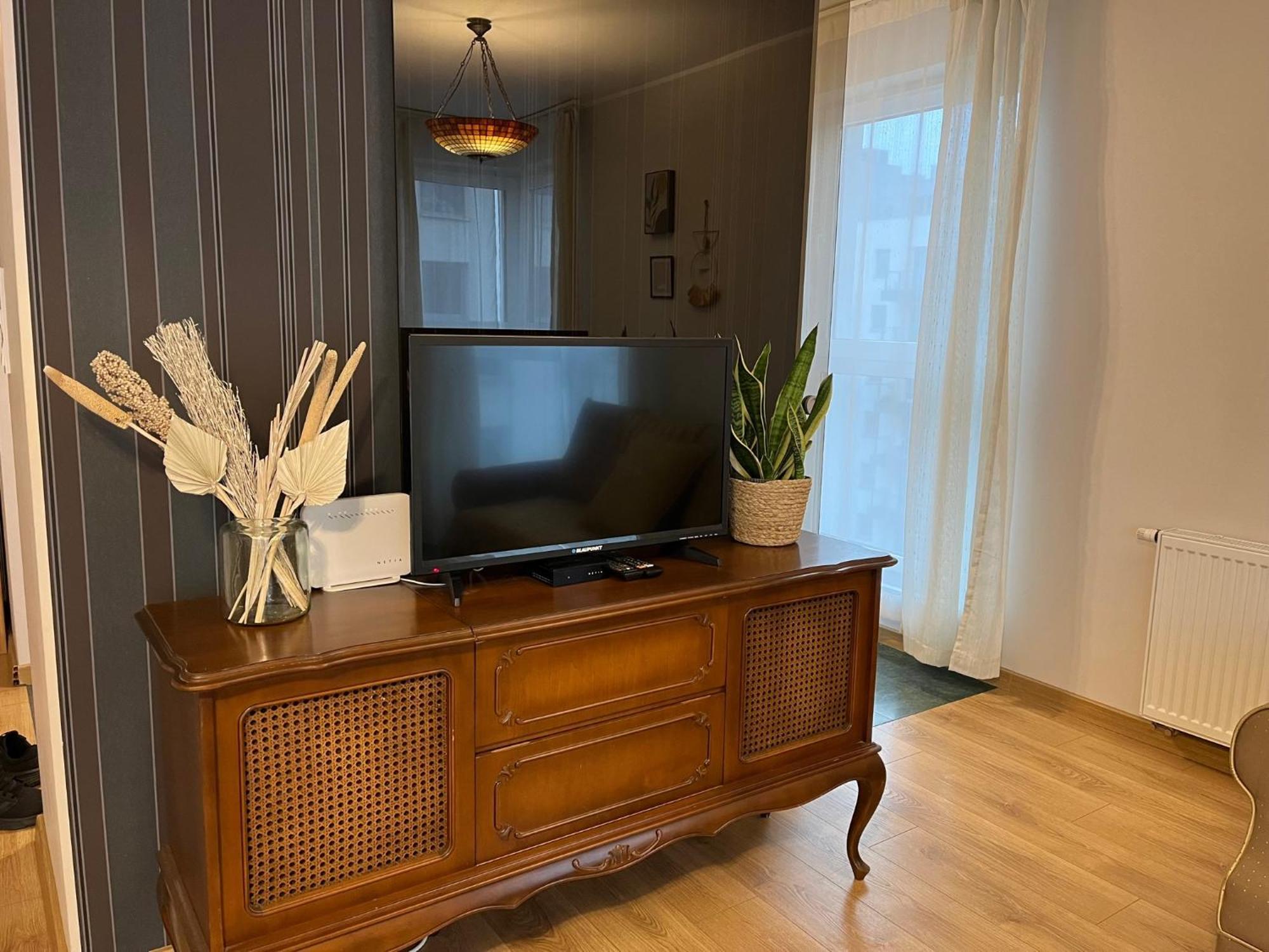 Oldtown Retro Apartment By Marina With Balcony For 6 People กดัญสก์ ภายนอก รูปภาพ